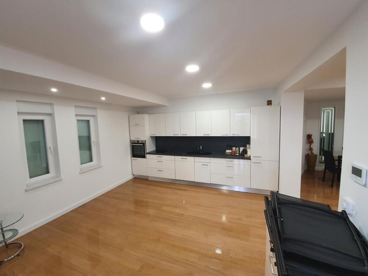 Apartman Libertas Посушье Экстерьер фото